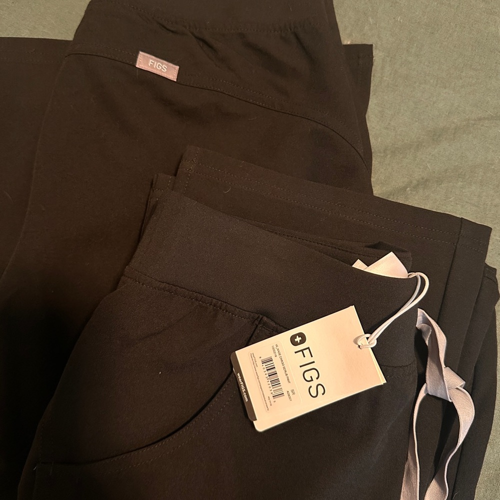 Figs Kade Scrub Pants S brand new